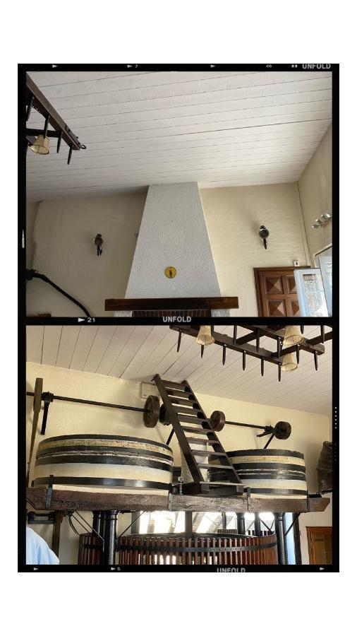Le Vieux Moulin Bed & Breakfast Bouhet Eksteriør bilde