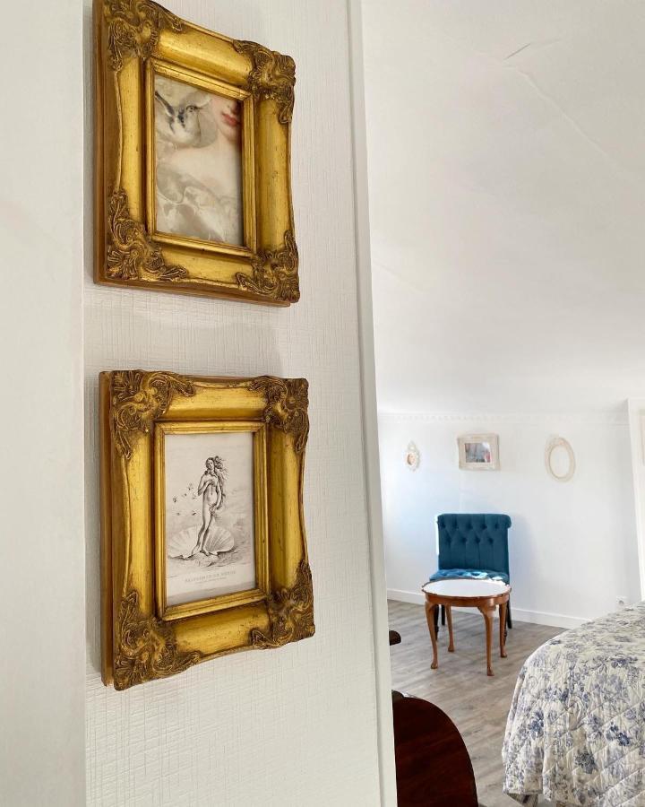 Le Vieux Moulin Bed & Breakfast Bouhet Eksteriør bilde